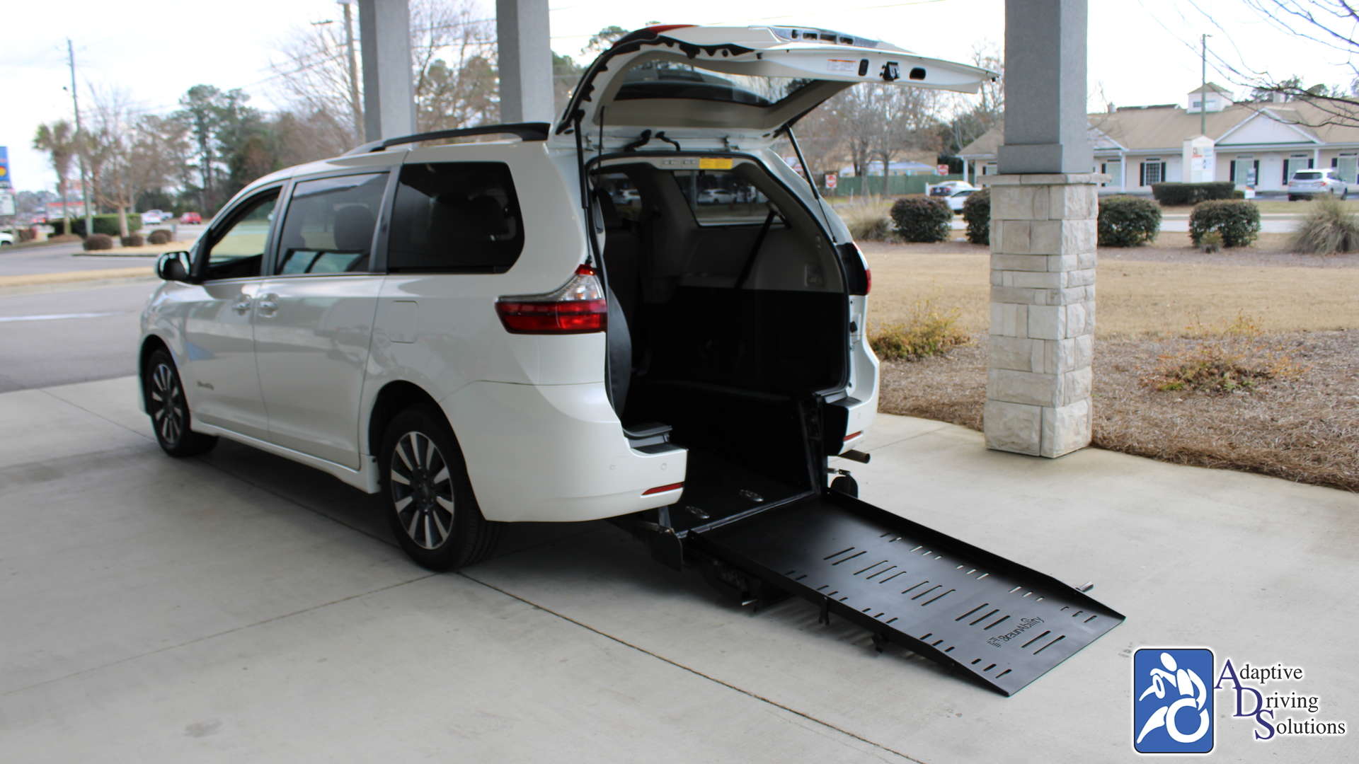 Adaptive Driving Solutions BraunAbility Toyota Manual Rear Entry  Gallery Image