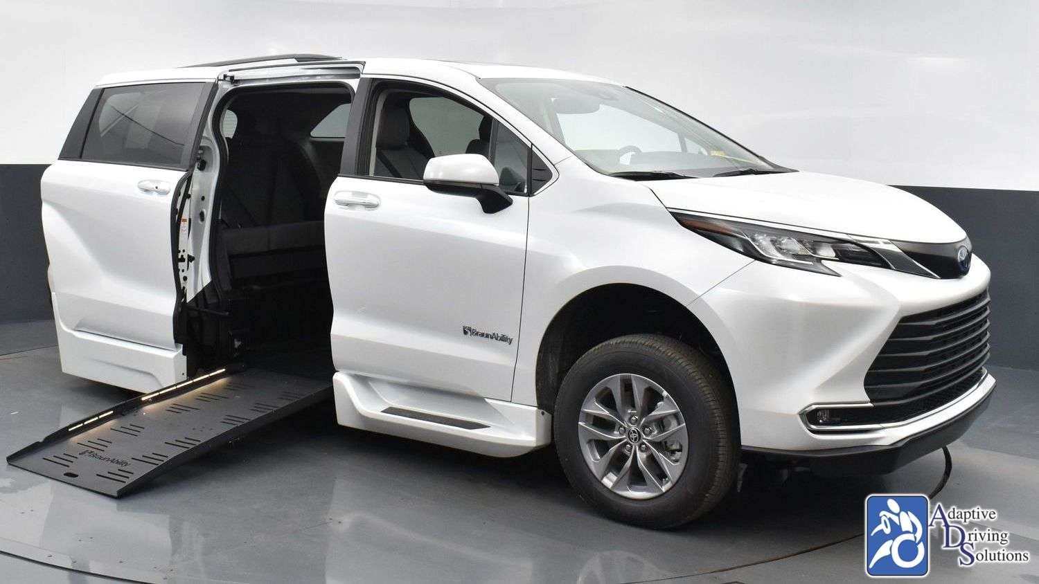 Adaptive Driving Solutions BraunAbility Toyota Rampvan XL  Gallery Image