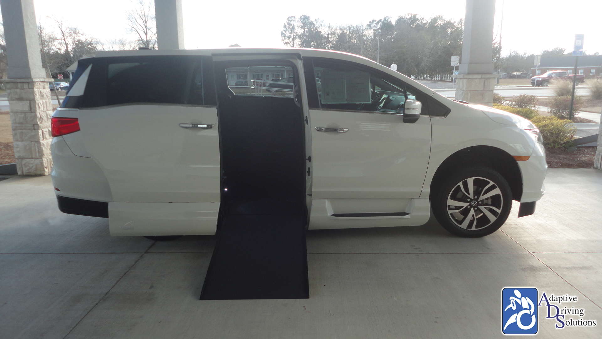 Adaptive Driving Solutions VMI Honda Northstar  Gallery Image